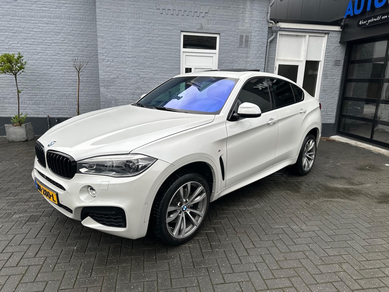 BMW X6 - XDrive35i | M SPORT | SOFTCLOSE | DAK | KEYLESS | CAMERA | - AutoWereld.nl