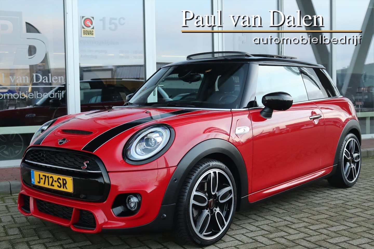 MINI Cooper S - Mini 3-Deurs (f56) 2.0 192PK AUTOMAAT JCW Pakket | Panodak | Leer | HEAD UP | Harman Kardo - AutoWereld.nl