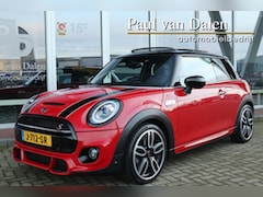 MINI Cooper S - 3-Deurs (f56) 2.0 192PK AUTOMAAT JCW Pakket | Panodak | Leer | Head Up | Harman Kardon | C