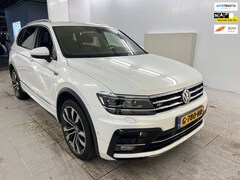 Volkswagen Tiguan Allspace - 1.5 TSI Highline DSG R-LINE PANO l LEDER l CAMERA l ORG.NL l DEALER ONDERHOUDEN l EERSTE E