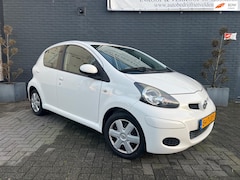 Toyota Aygo - 1.0-12V Comfort Navigator Airco 5drs NAP Inruil mogelijk