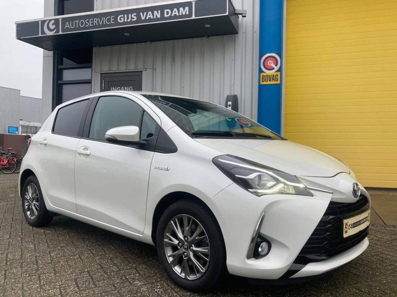 Toyota Yaris - 1.5 Hybrid Dynamic 1.5 Hybrid Dynamic ("All-in" prijs!) - AutoWereld.nl