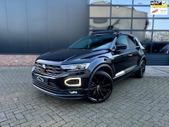 Volkswagen T-Roc - 1.5 TSI R-Line Blackstyle/Pano/Led/Virt/Garantie