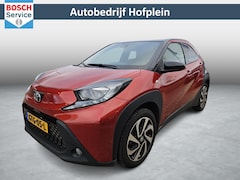 Toyota Aygo X - 1.0 VVT-i MT Pulse Navigatie By App | Car play | Camera | Stoelverwarming | Cruise control