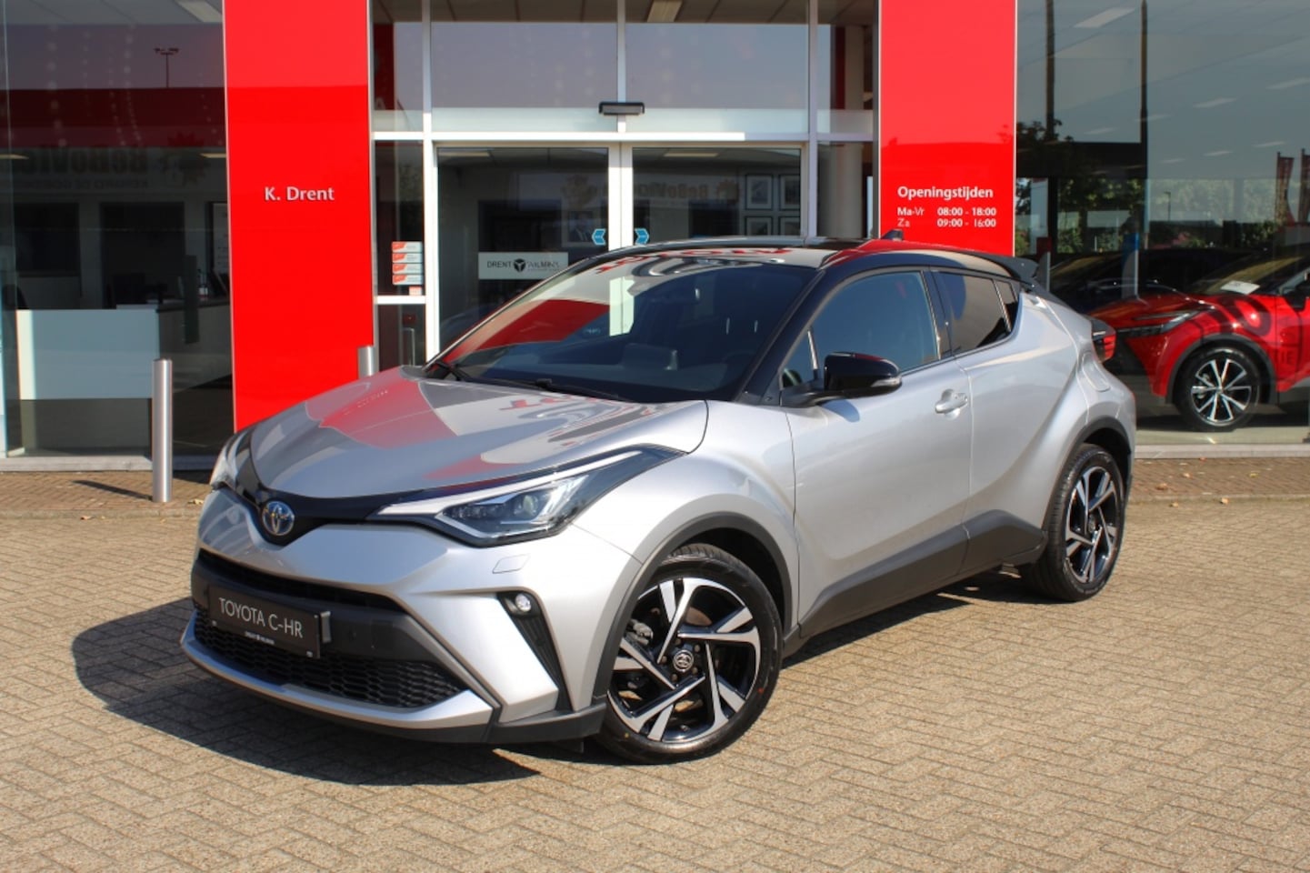 Toyota C-HR - 1.8 Hybrid Style Bi-Tone | Premium Pack | Sensoren v/a | Android - AutoWereld.nl