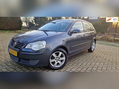 Volkswagen Polo - 1.2-12V Cross