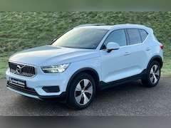 Volvo XC40 - 1.5 T4 Recharge Inscription Expression Panorama schuifkantel dak - Navigatie Pack - Winter