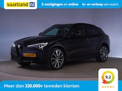 Alfa Romeo Stelvio - 2.0 T AWD Super [ Veloce Stuurwielverwarming Stoelverwarming Navigatie Camera ]