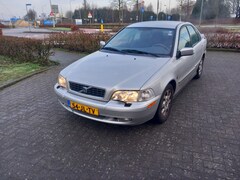 Volvo S40 - 2.0 Europa met nieuwe apk 31-1-2026