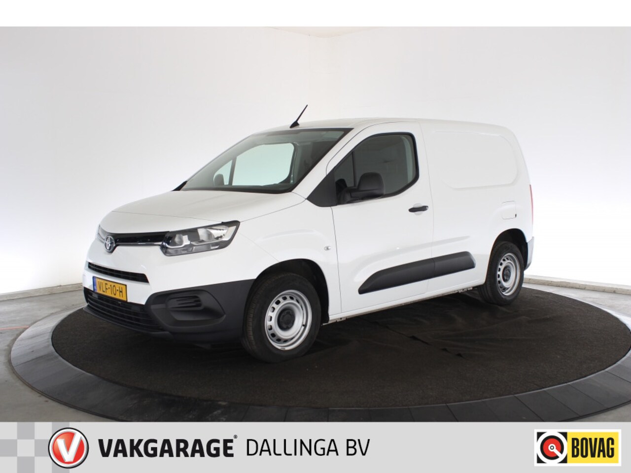 Toyota ProAce City - 1.5 D-4D Cool Comfort | Trekhaak - AutoWereld.nl