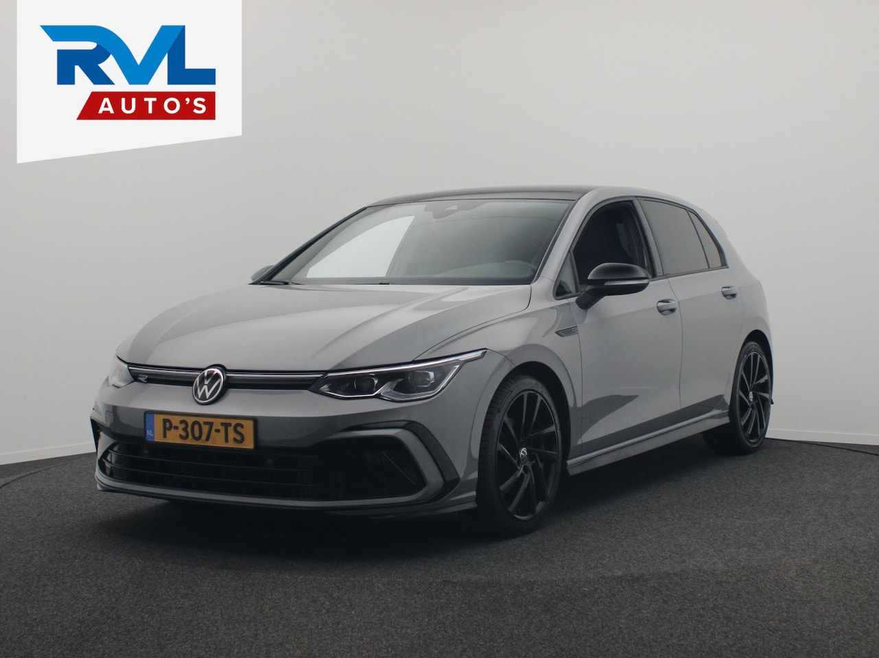 Volkswagen Golf - 1.5 eTSI R-Line Pano/dak Apple/Carplay Adpatieve/Cruise Achteruitrijcamera - AutoWereld.nl