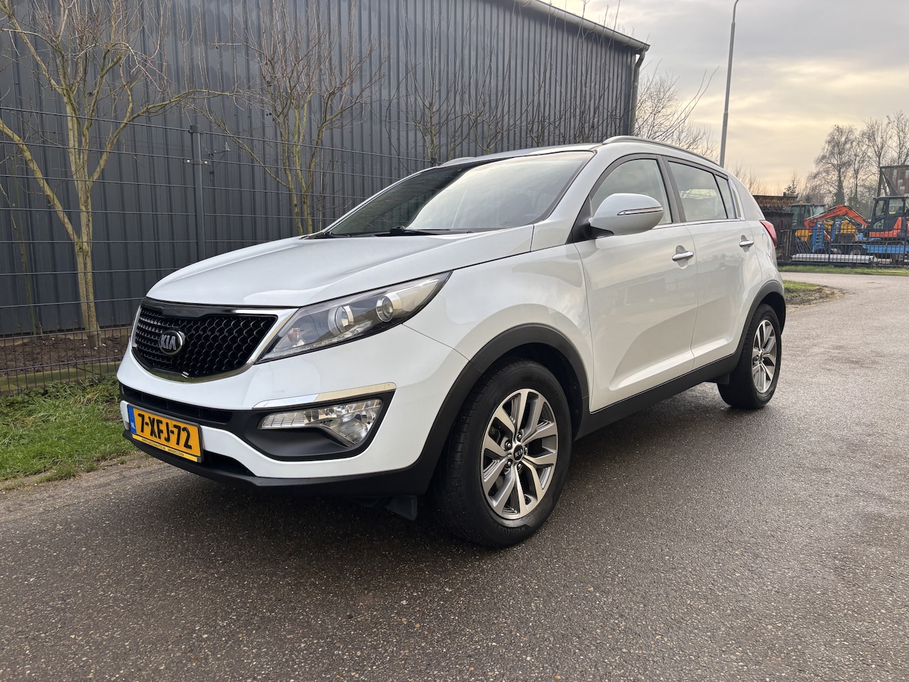 Kia Sportage - 1.6 GDI BusinessLine / NAVI / CRUISE / LED / 134dkm! NAP! - AutoWereld.nl