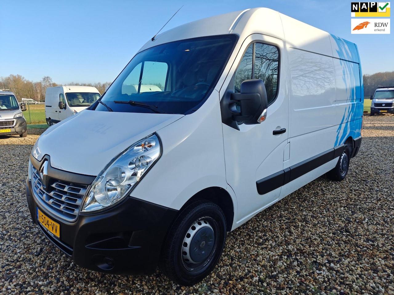 Renault Master - T35 2.3 dCi L2H2 AUTOMAAT , 170 PK , airco , cruise , Apk feb. 2026 , werkplaatsinrichting - AutoWereld.nl