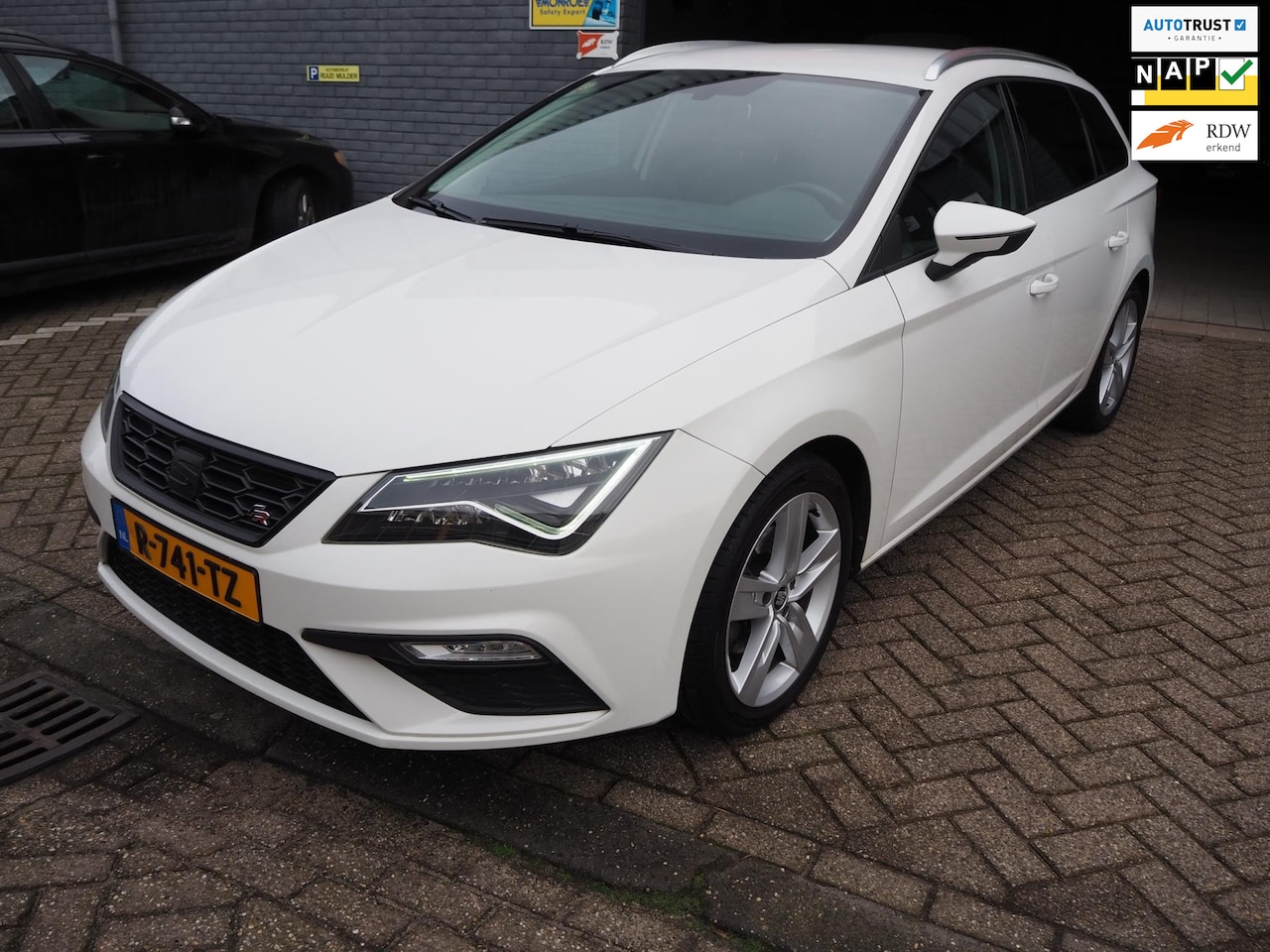 Seat Leon ST - 1.4 EcoTSI FR 1.4 EcoTSI FR - AutoWereld.nl