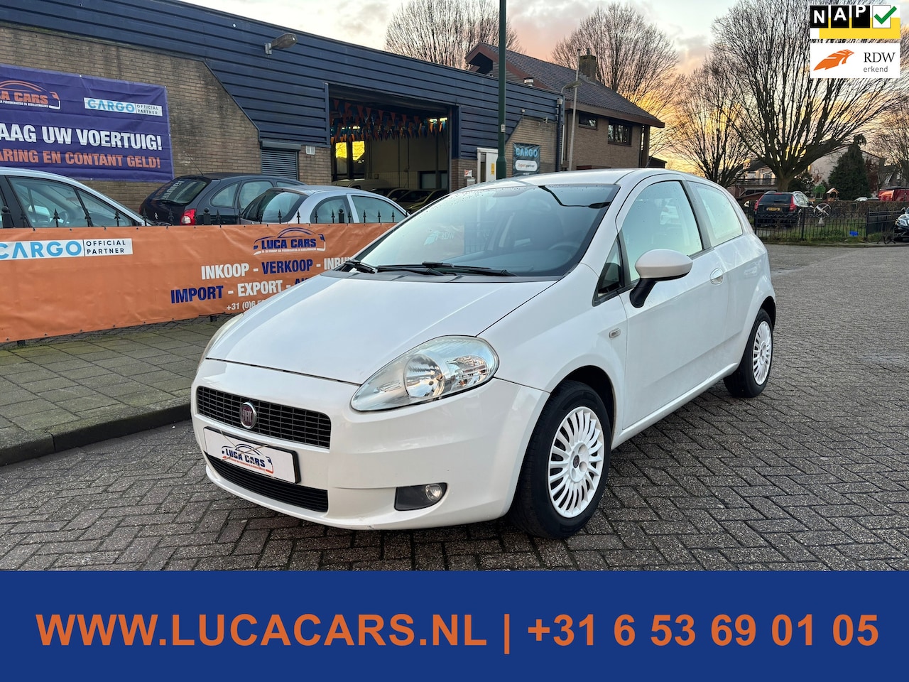 Fiat Grande Punto - 1.2 Active Airco 2X SLEUTEL + BOEKJES! - AutoWereld.nl