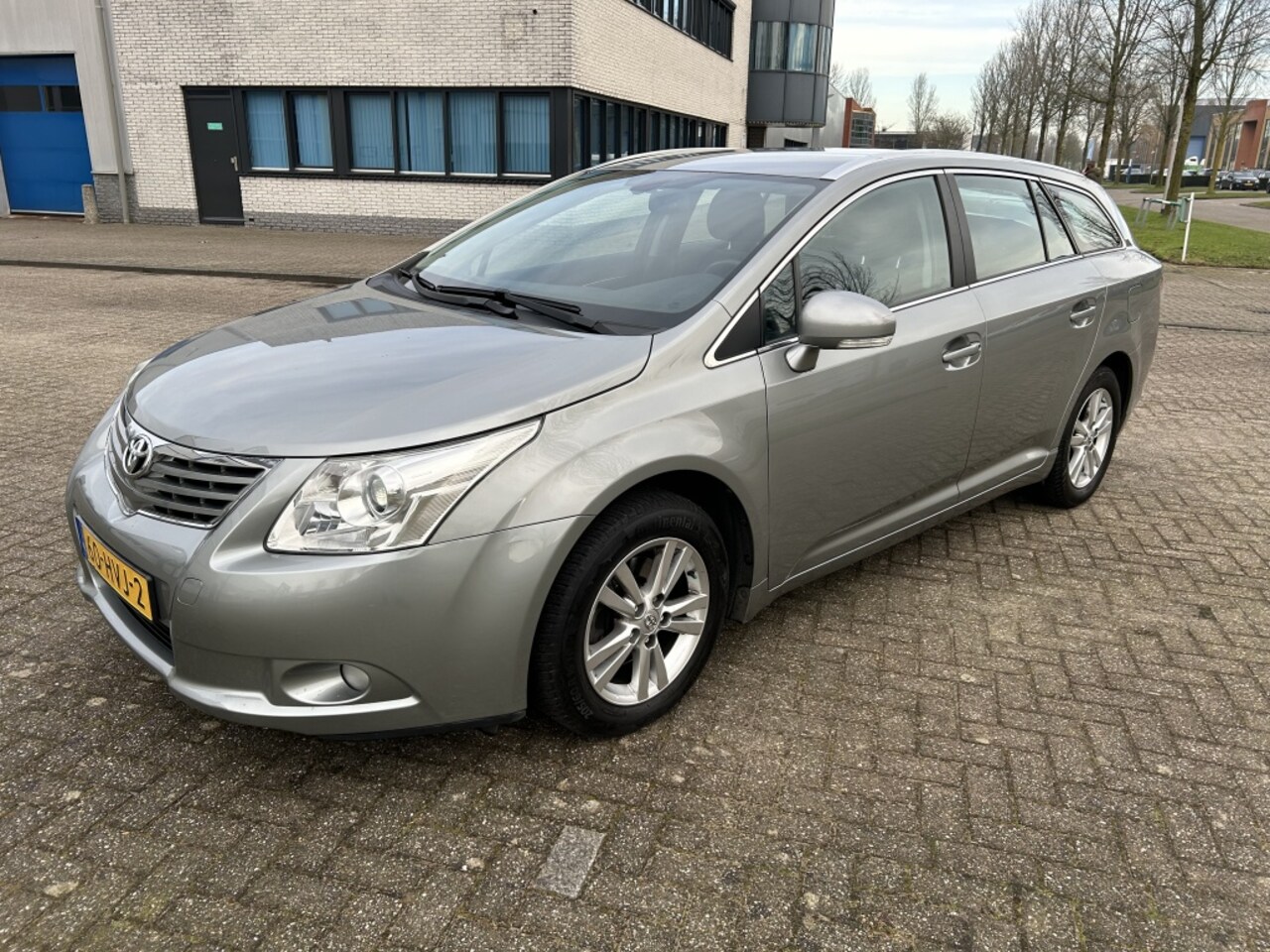 Toyota Avensis Wagon - 1.8 VVTi Dynamic NAVI CRUISE TRHK NAP! - AutoWereld.nl