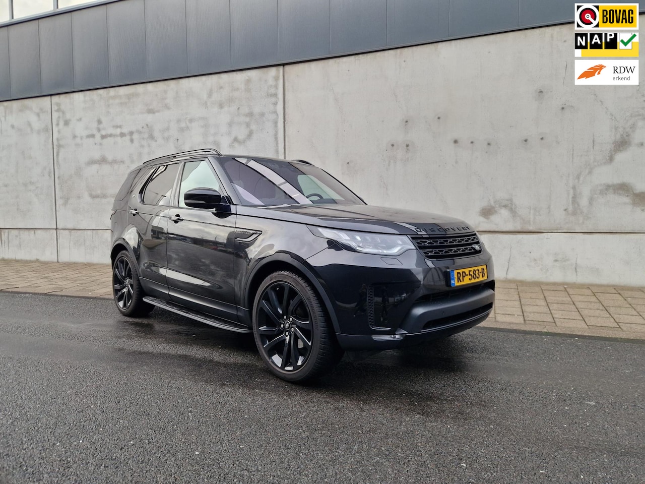 Land Rover Discovery - 3.0 Td6 HSE Luxury 7p. 3.0 Td6 HSE Luxury 7p. | trekhaak - AutoWereld.nl