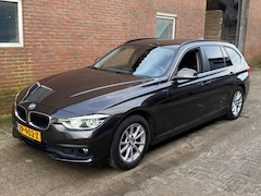 BMW 3-serie Touring - 320d LCI 190 pk automaat Led Leder automaat