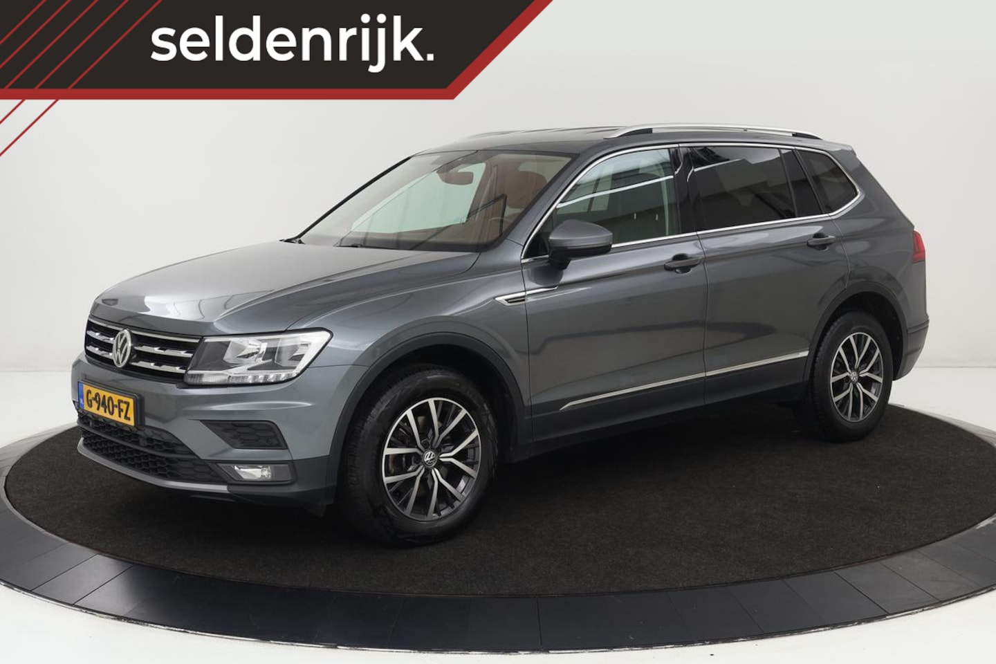 Volkswagen Tiguan Allspace - 1.5 TSI Comfortline | 1e eigenaar | Stoelverwarming | Carplay | Trekhaak | Adaptive cruise - AutoWereld.nl