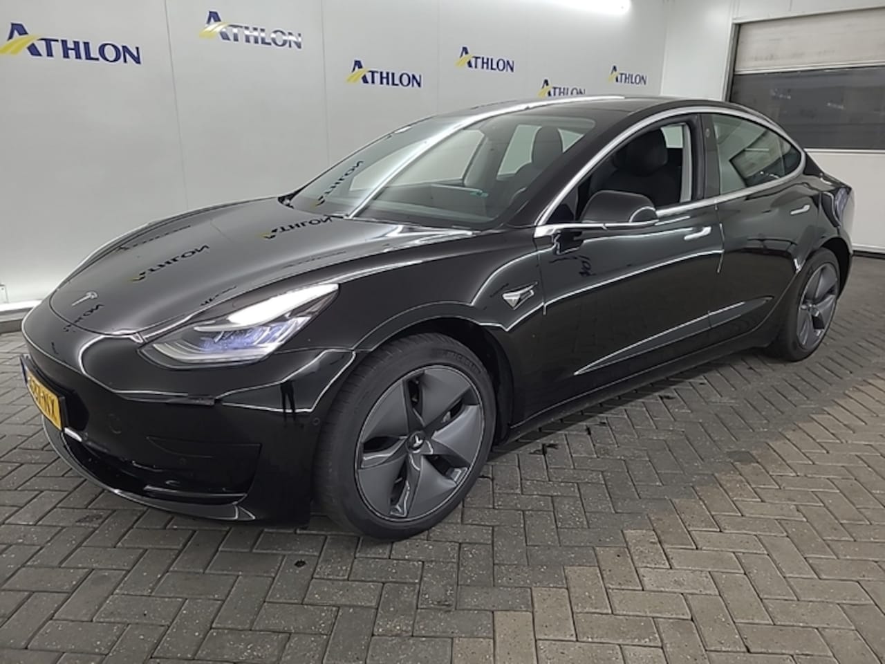 Tesla Model 3 - Standard RWD Plus [ AUTOPILOT+60 kWh+PREMIUM AUDIO ] - AutoWereld.nl