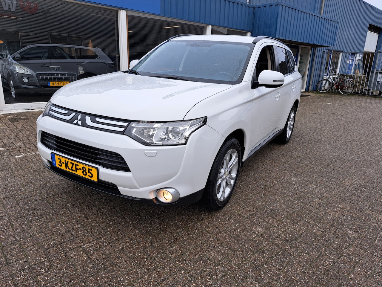 Mitsubishi Outlander - 2.0 Intense 2.0 Intense+ - AutoWereld.nl