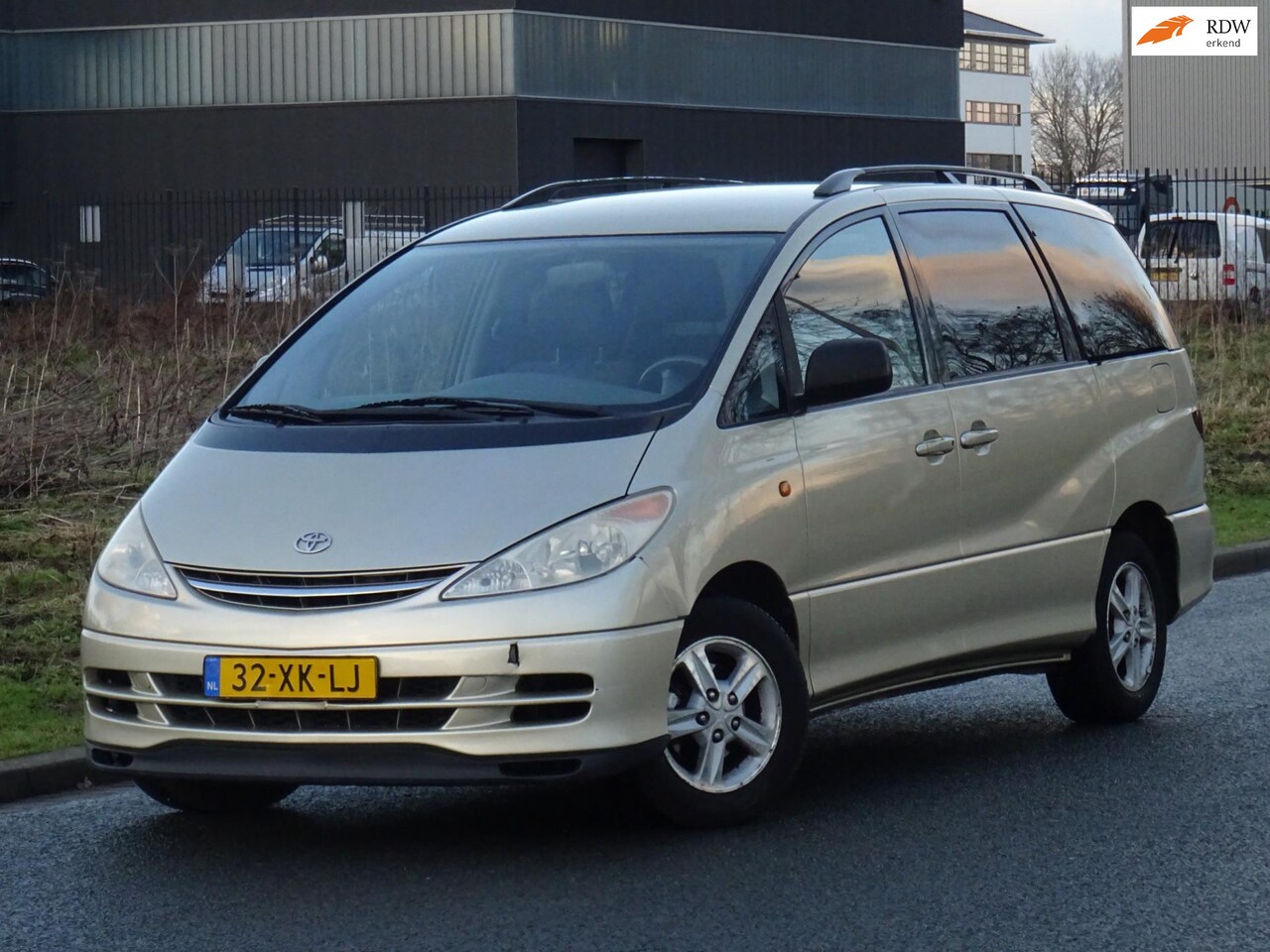 Toyota Previa - 2.4-16V VVT-i Luna 7-PERSOONS CLIMA/PDC/APK - AutoWereld.nl