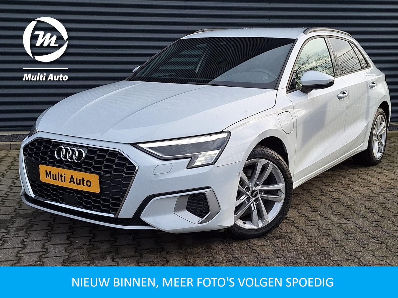 Audi A3 Sportback - 40 TFSI e S edition Competition Plug In Hybrid PHEV | Trekhaak Afneembaar | Carplay | Elek - AutoWereld.nl