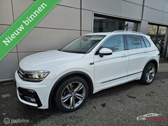 Volkswagen Tiguan - 1.5 TSI R-line Panorama/Virtual dash/Trekhaak