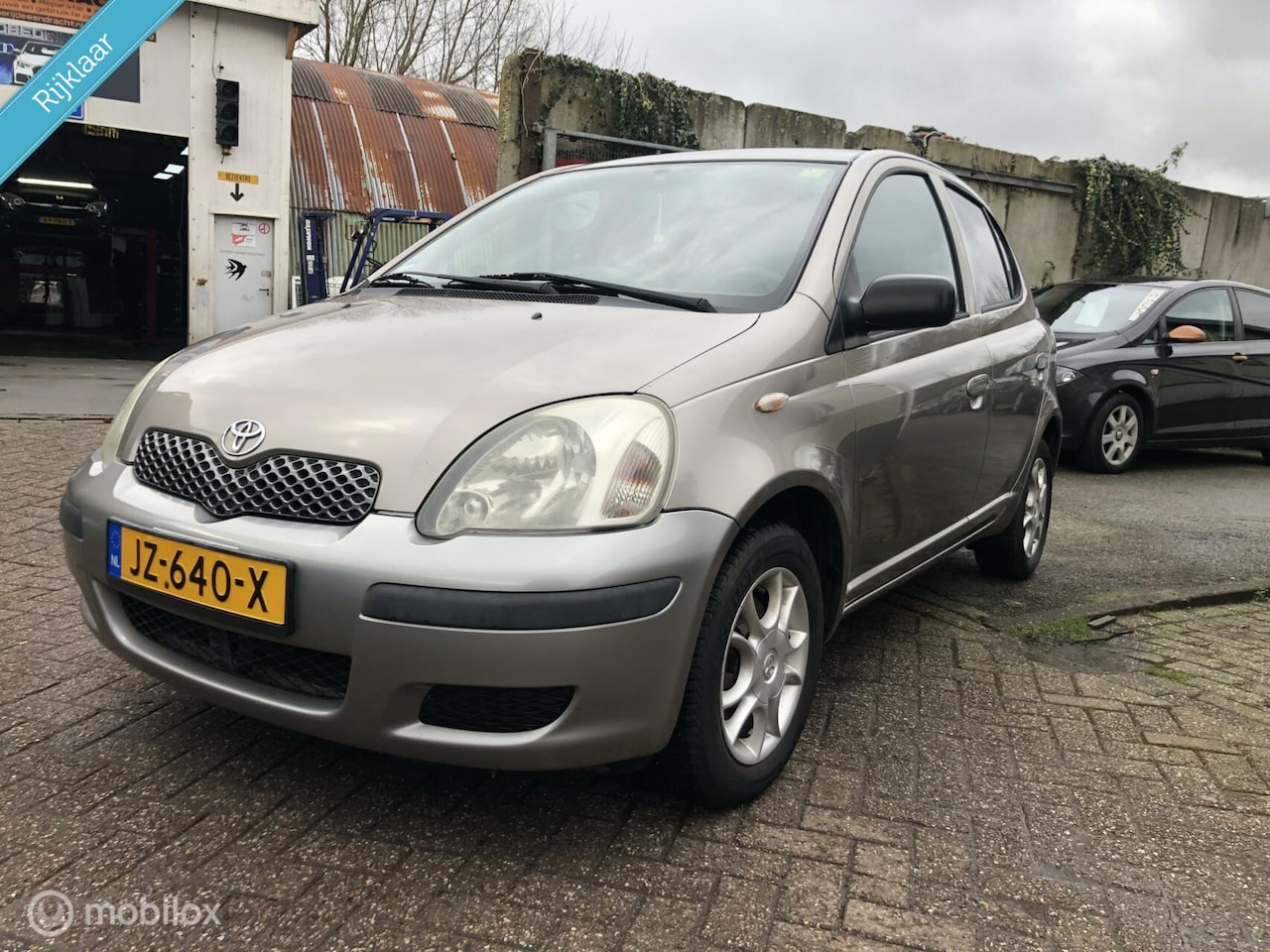 Toyota Yaris - 1.0 VVT-i Terra 1.0 VVT-i Terra 5drs - AutoWereld.nl