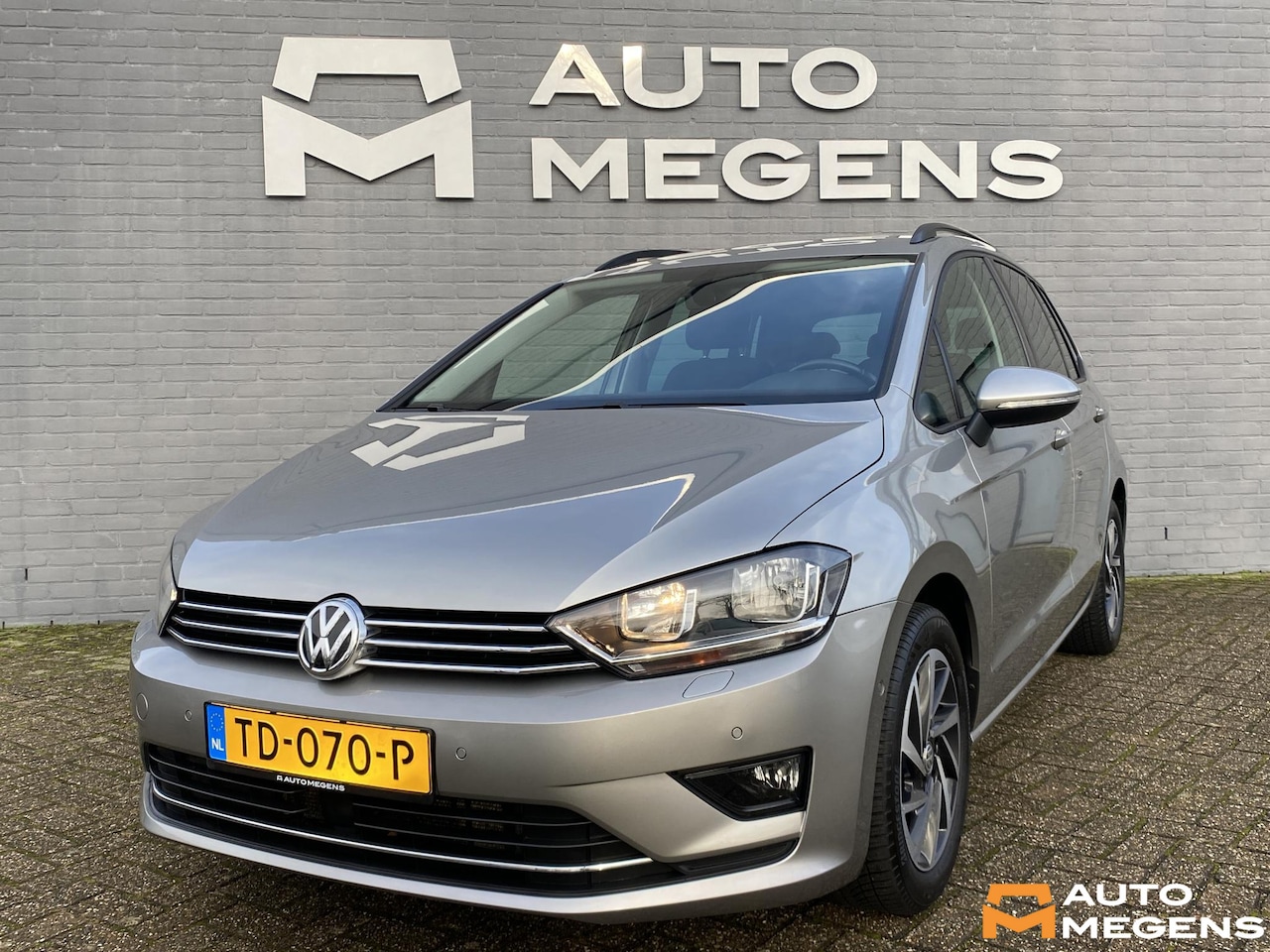 Volkswagen Golf Sportsvan - 1.2 TSI Highline 1.2 TSI Highline - AutoWereld.nl