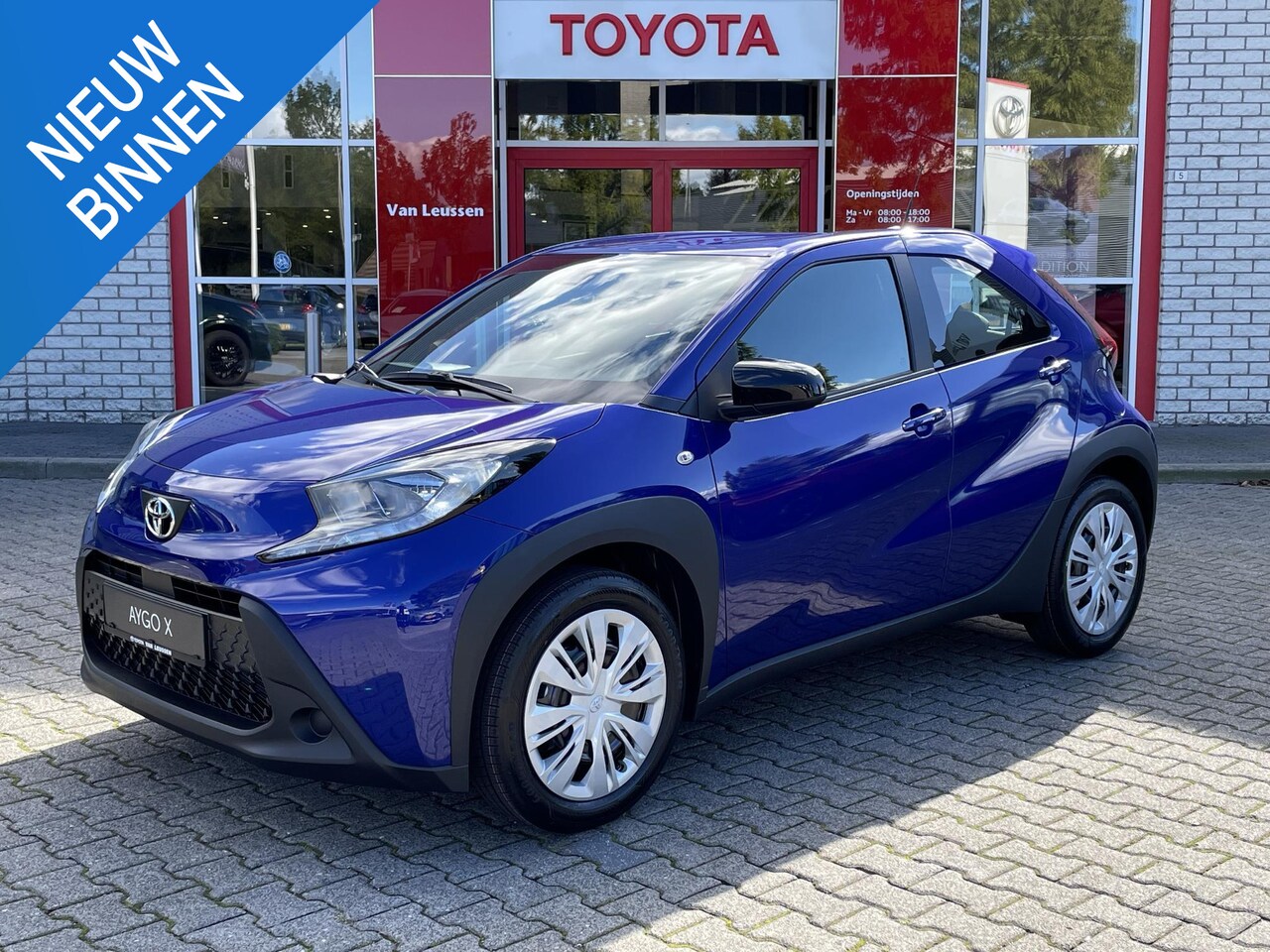 Toyota Aygo X - PLAY NL-AUTO NIEUW EN DIRECT LEVERBAAR!! APPLE/ANDROID AD-CRUISE DAB AIRCO EL-RAMEN BLUETO - AutoWereld.nl