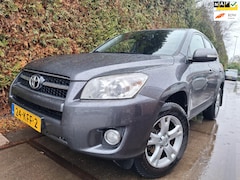 Toyota RAV4 - 2.2 D-4D Dynamic (1 Verstuiver niet 100%)