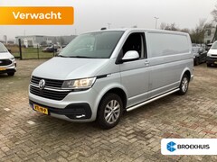 Volkswagen Transporter - 2.0 TDI L2H3 28 Highline | DSG | Trekhaak | Betimmering | Voorruitverwarming | Navi | DAB