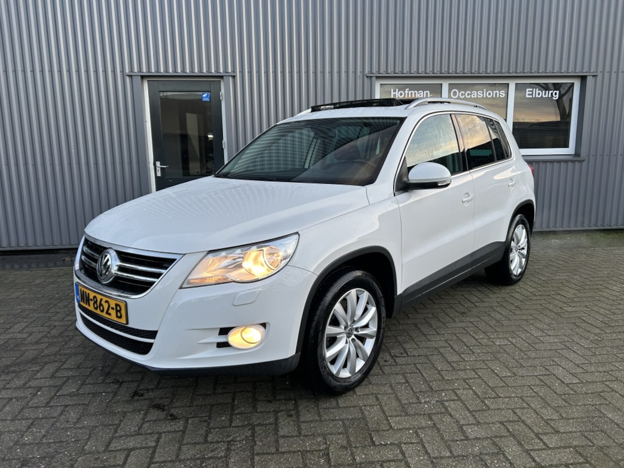 Volkswagen Tiguan - 1.4 TSI Tr.&Field 4M PANO PDC APK2026! - AutoWereld.nl