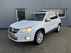 Volkswagen Tiguan - 1.4 TSI Tr.&Field 4M PANO PDC APK2026