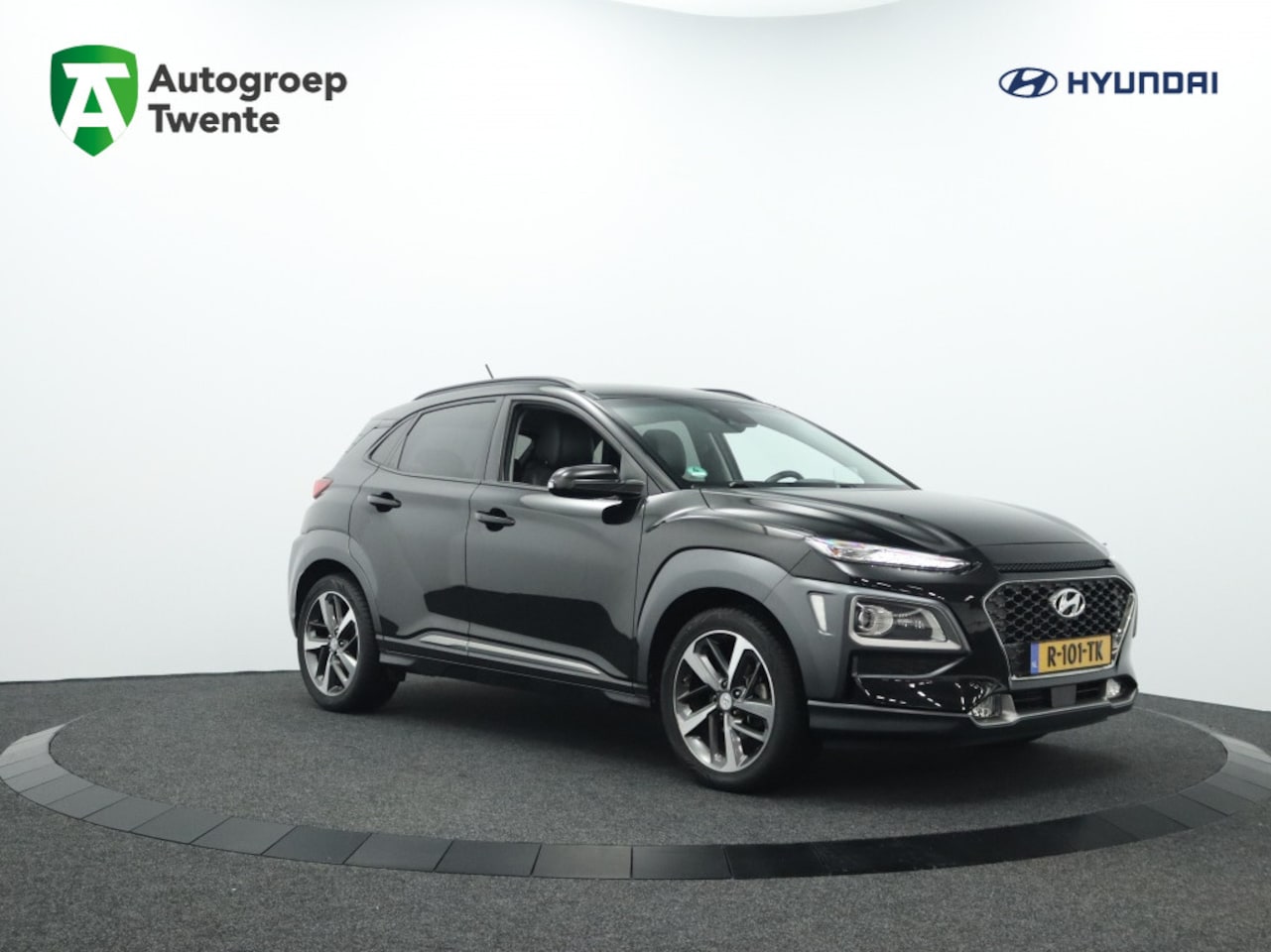 Hyundai Kona - 1.0T Premium | Trekhaak | Camera | Navigatie | Keyless - AutoWereld.nl