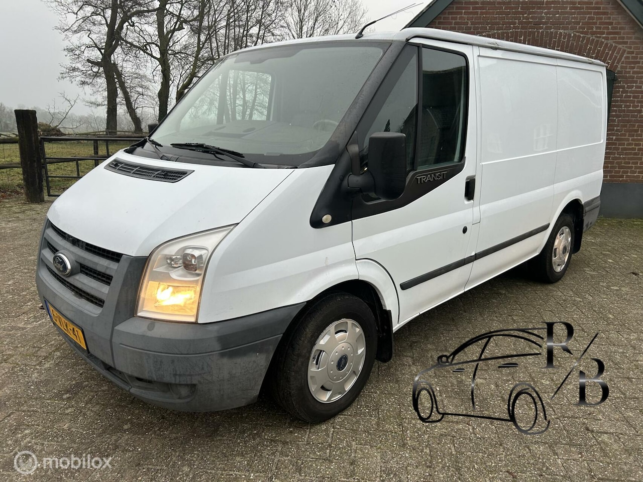 Ford Transit - 260S 2.2 TDCI Economy Edition AIRCO MARGE - AutoWereld.nl