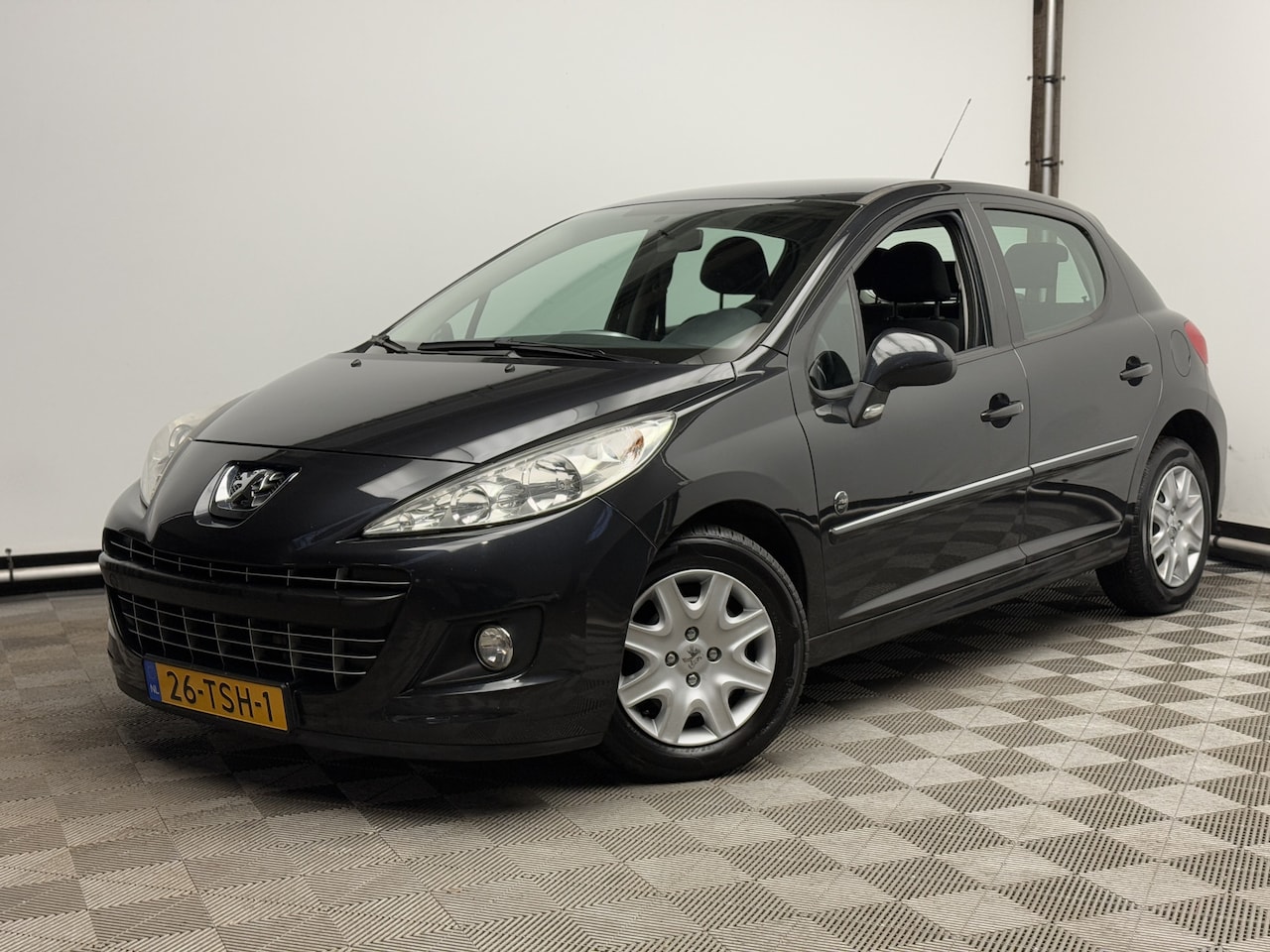 Peugeot 207 - 1.4 VTi Urban Move 5-drs Airco Cruise 1e Eigenaar - AutoWereld.nl