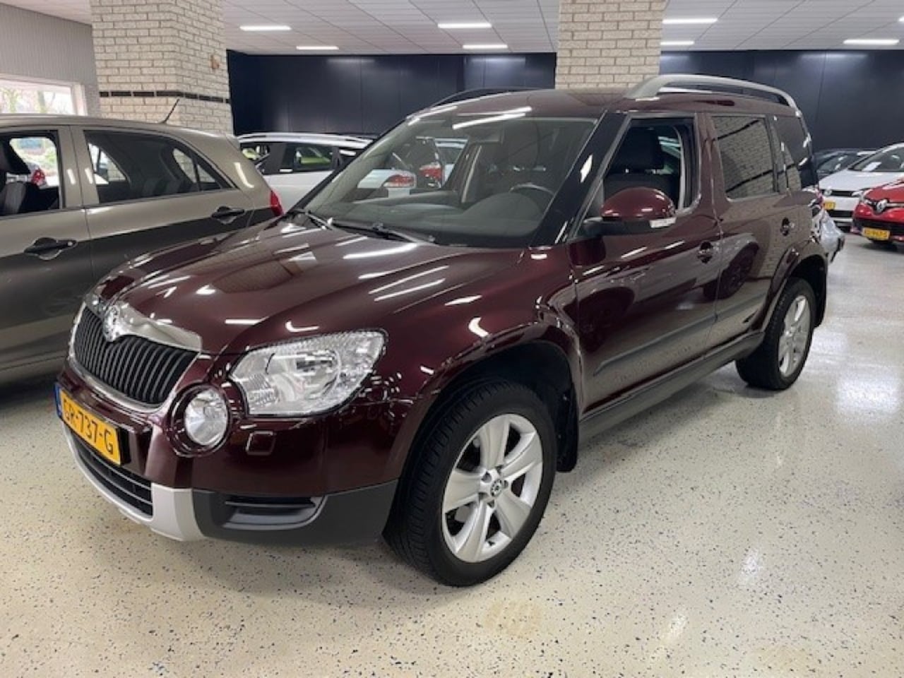 Skoda Yeti - 1.2 TSI AUTOMAAT / CLIMAT / CRUISE / LM VELGEN / PDC - AutoWereld.nl