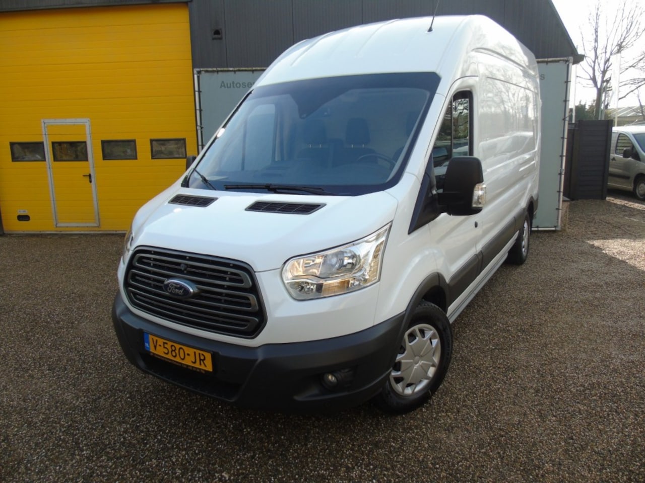 Ford Transit - Transit 130PK 3H2L - 2017 - 69DKM - Navi - Camera - AutoWereld.nl