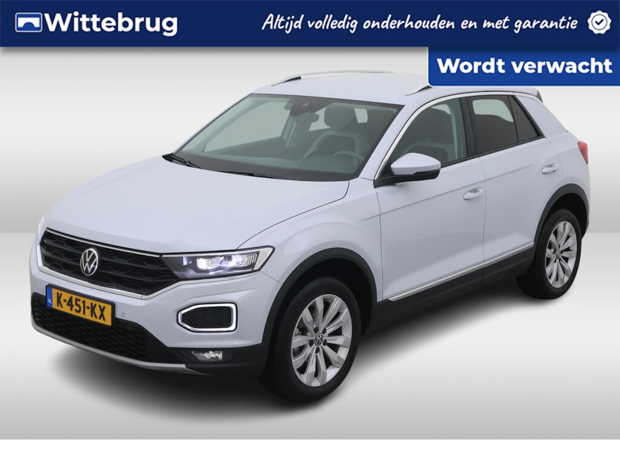 Volkswagen T-Roc - 1.5 TSI 150pk Sport / Virtual Cockpit / LED / Camera / Climate Control / Navi / 17" LMV - AutoWereld.nl