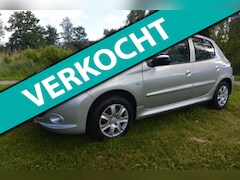 Peugeot 206 - 1.4 XS*5deurs*airco*cruise*nieuwe koppeling