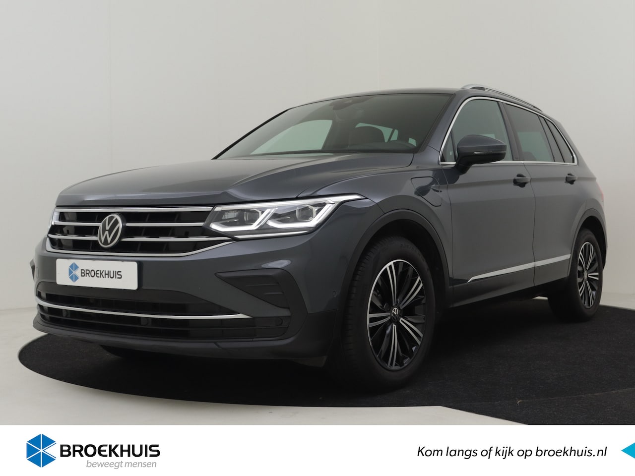 Volkswagen Tiguan - 1.4 TSI eHybrid Elegance 245pk | Trekhaak | Dodehoekdetectie | Park assist | Keyless | Nav - AutoWereld.nl