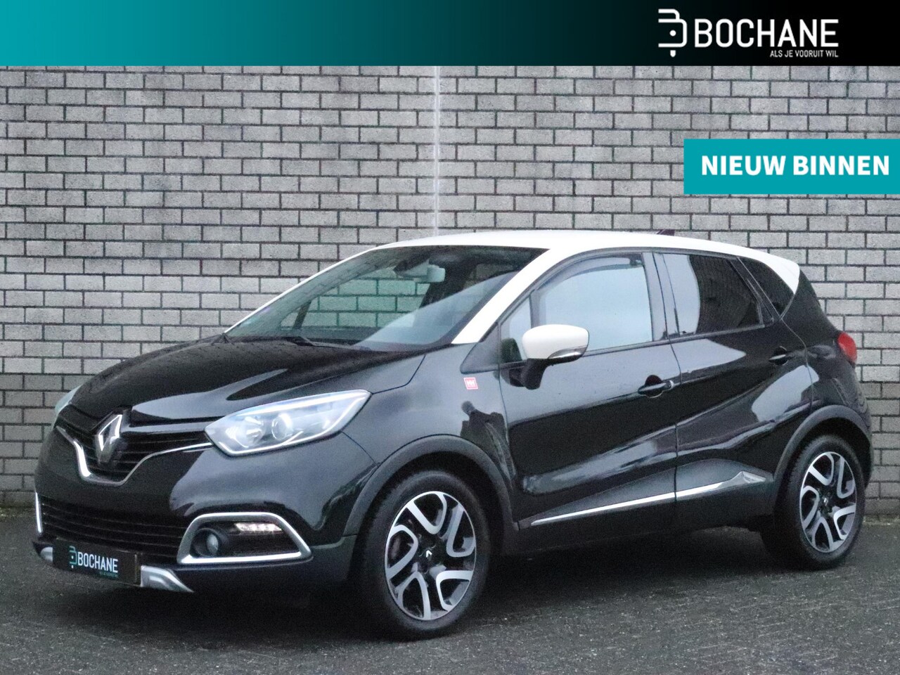 Renault Captur - 1.2 TCe Helly Hansen | Stoelverwarming | Trekhaak | Achteruitrijcamera | - AutoWereld.nl