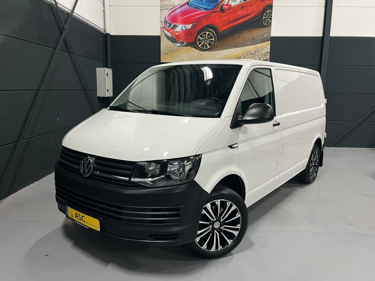 Volkswagen Transporter - 2.0 TSI 150pk Benzine L1H1 Airco Schuifdeur Trekhaak Bpm Vrij ! Topstaat 1e Eigenaar - AutoWereld.nl