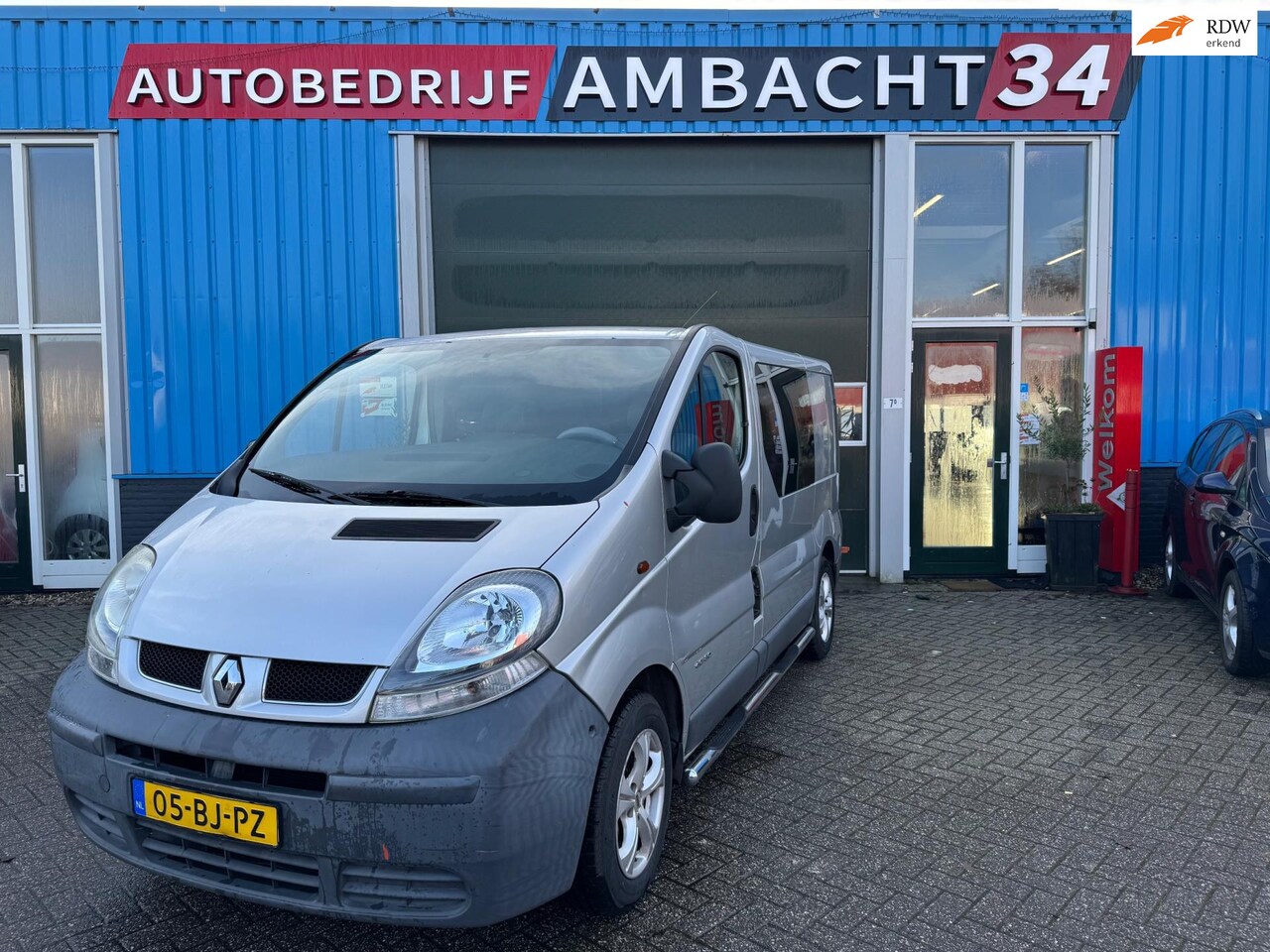 Renault Trafic - 1.9 dCi L1 H1 DC Série Spéciale 1.9 dCi L1H1 DC Série Spéciale - AutoWereld.nl