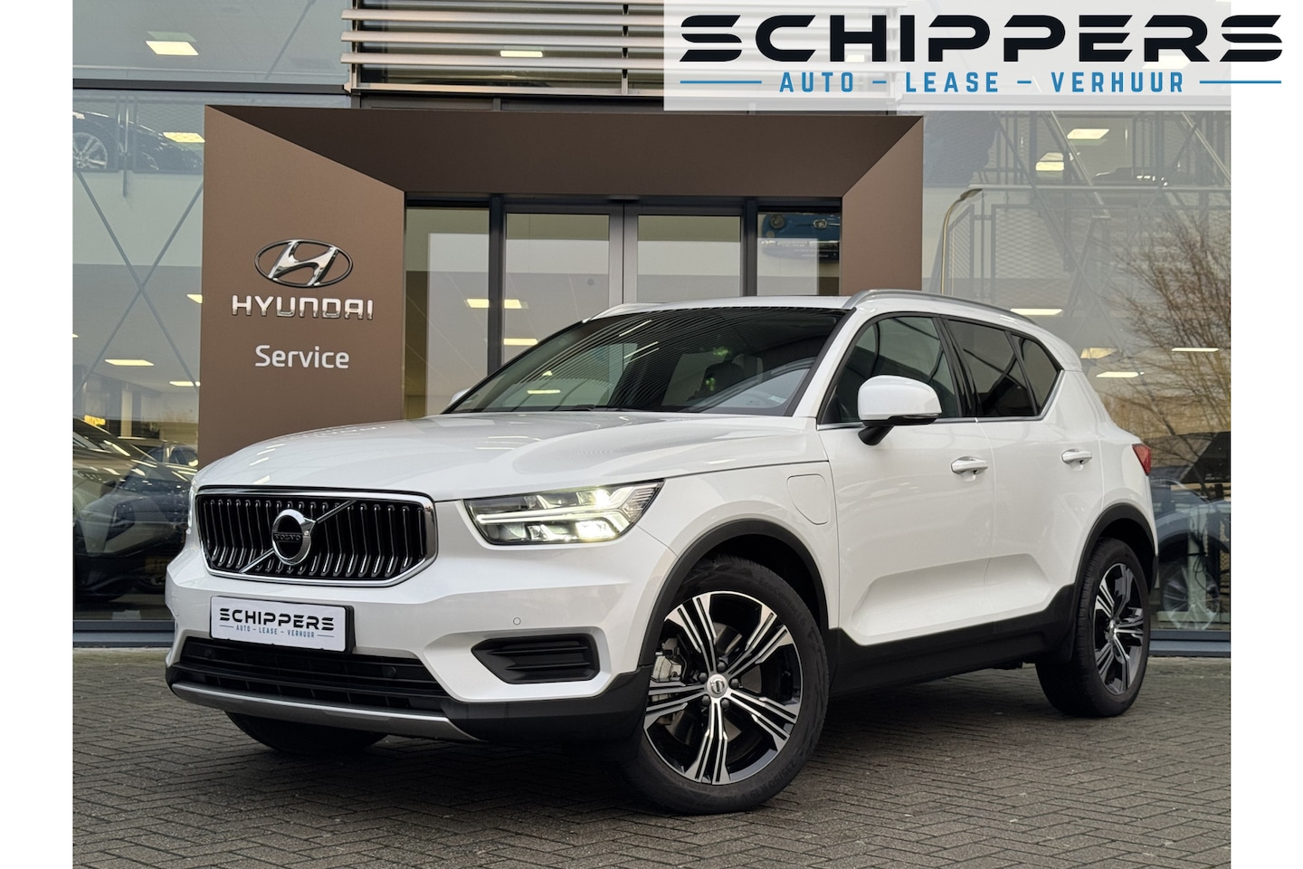 Volvo XC40 - 1.5 T4 Recharge Inscription Expression | Panoramadak | Cruise Control Adaptief | 19'' velg - AutoWereld.nl