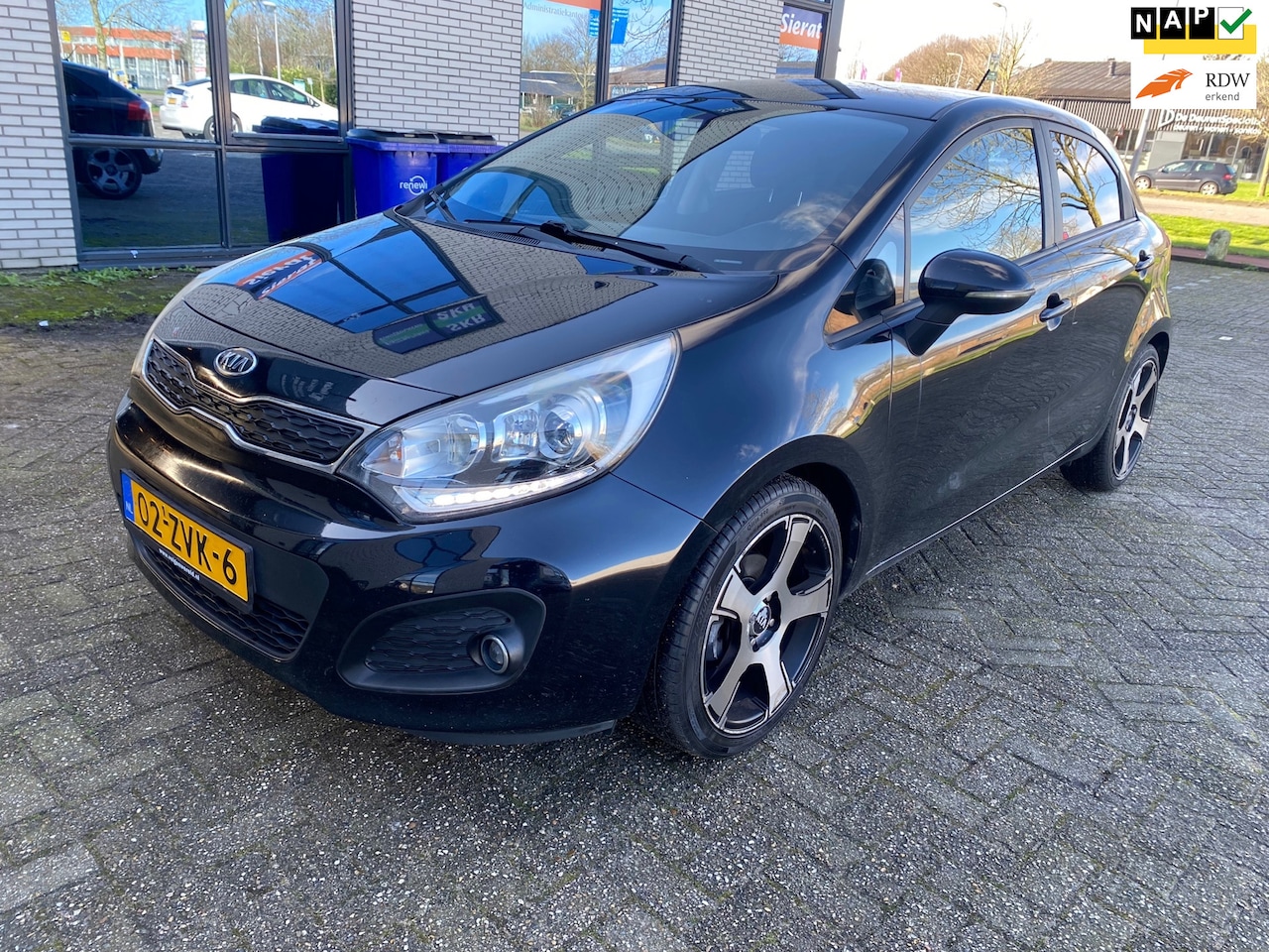 Kia Rio - 1.2 CVVT Design Edition /nap / 5drs / airco / apk / pdc / zeer nette auto!!!! - AutoWereld.nl