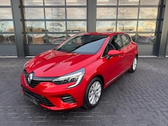 Renault Clio - 1.6 E-Tech Hybrid 140 Intens Groot scherm