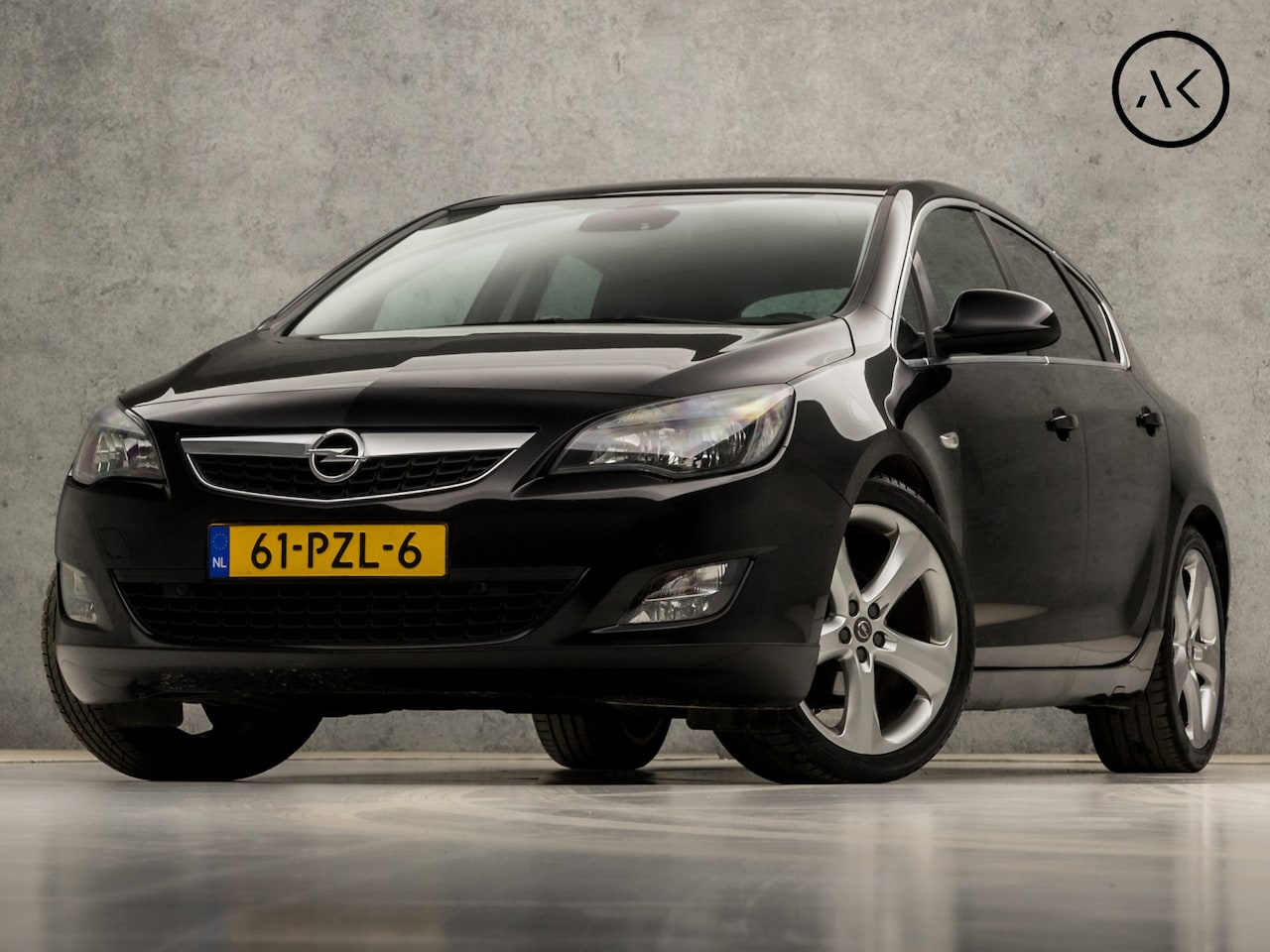 Opel Astra - 1.4 Turbo Sport 141Pk Automaat (NAVIGATIE, CLIMATE, STOELVERWARMING, LEDEREN SPORTSTOELEN, - AutoWereld.nl